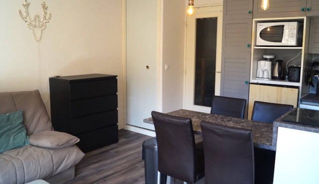 Renovated studio at the slopes with terrace