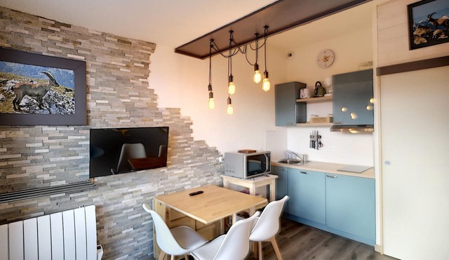 Renovated studio in Les Menuires, ski-in/ski-out, 3 ppl, comfort