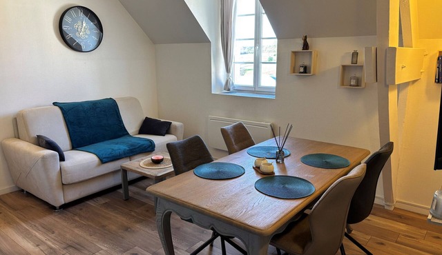 Renovated T2 near spa with pool and WiFi