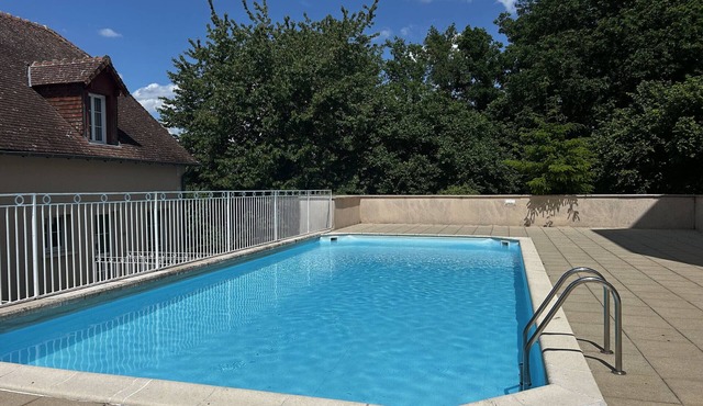 Renovated T2 with heated pool near Connétable Spa, parking and WIFI