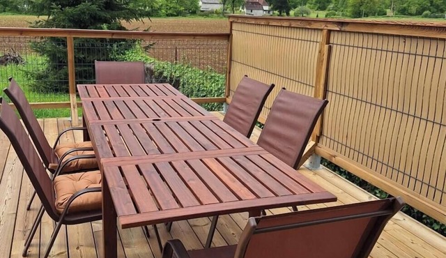 Renovated to make your stay "just like home". Pets allowed!