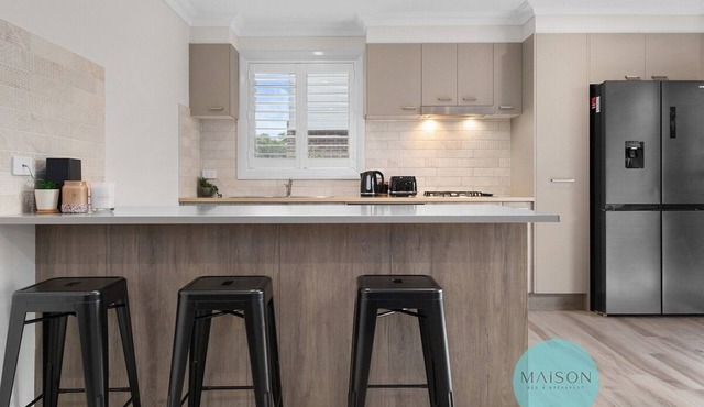 Renovated Townhouse in the Heart of Adamstown