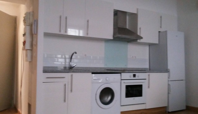 Renovated, two-room flat with air-conditioned, Vernet district, in city centre