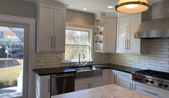 Renovated updated classic On a Historic Manasquan street One mile to beach !