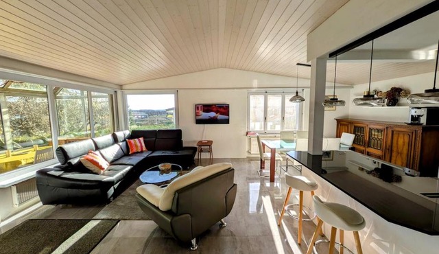 Renovated Villa with HotTub