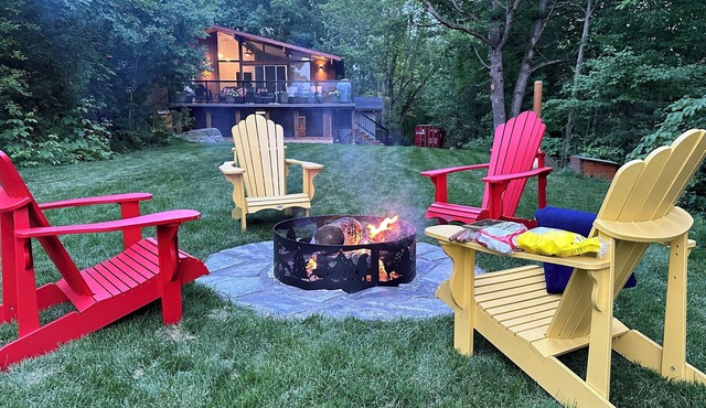 Renovated water front cottage w/firepit, multi level decks & screened in porch.