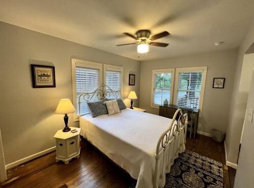 Renovated Waterfront Cottages Ideal for Families or Groups in Louisiana