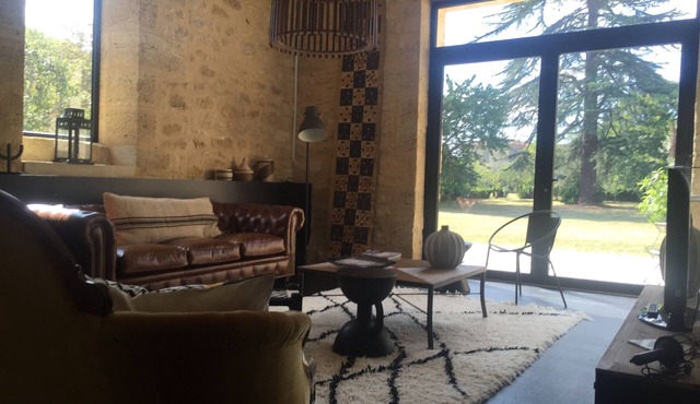 Renovated winery in the heart of the entre deux mers on the banks of the Dordogne