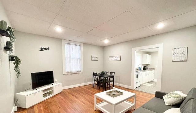 Rent 2 Neighboring Homes, Sleeps 13!