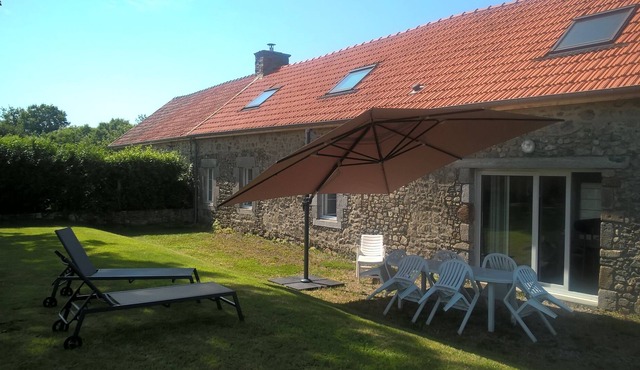 Rent a cottage in Saint Malo de la Lande (4 km from the sea).
