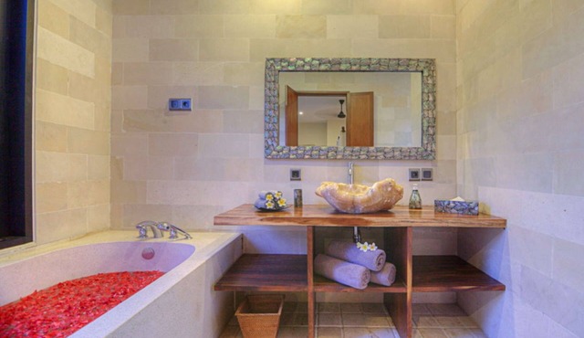 Rent a Luxury Villa in Bali Close to the Beach, Bali Villa 2024