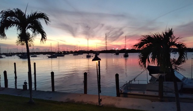Rent a place in Paradise.