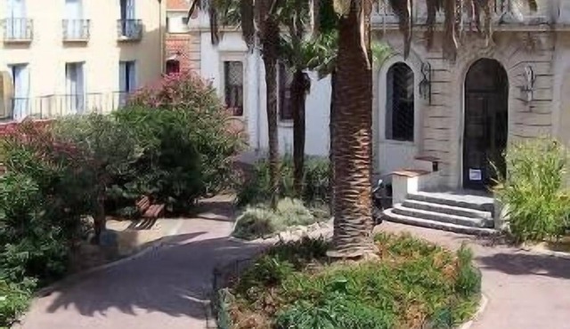 Rent Appt F2 Amelie Les Bains classified 2 stars