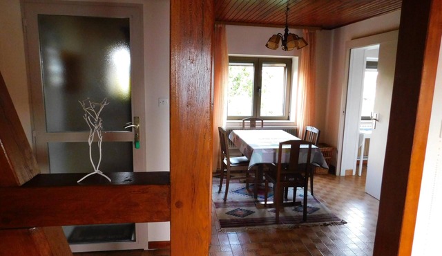 Rent gite in Ostheim, furnished on the 1st floor of an independent annex classified *