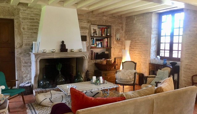 Rent House Burgundy South - 6 beds - Gratay - Ozenay (71700)