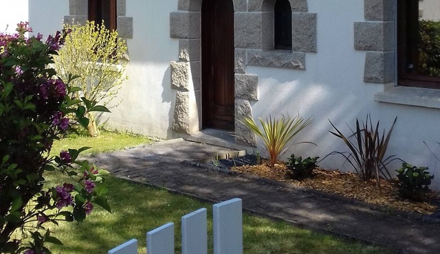 Rent house Carantec (29), in the village, near beaches and golf - sleeps 6