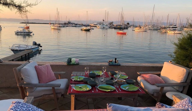 Rent house on the island of Porquerolles with exceptional location 6 sleeps