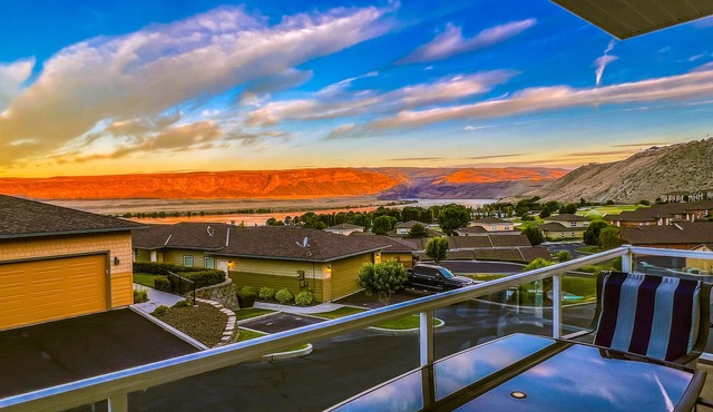 Rent Like a Rock Star @ Hotel Rock in Crescent Bar - Sunserra!