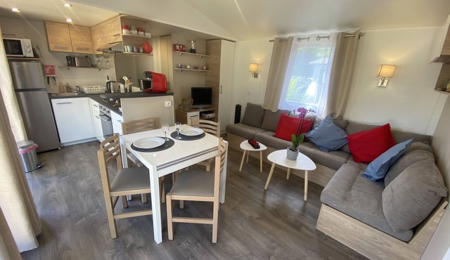 Rent mobile home 6pers 40 m2 from 250 € per week