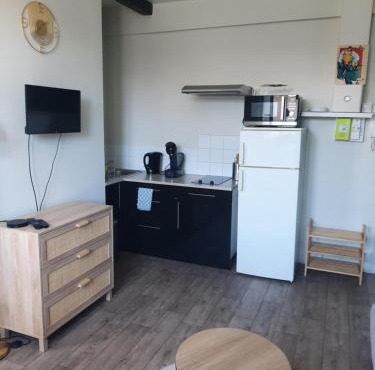 Rent studio 25 m2 city center, Brest