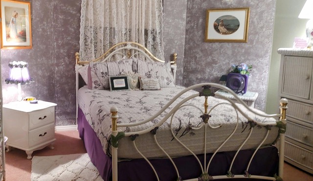 Rent "The ABBY" bedroom @ The Winchester House for your activities in St. George