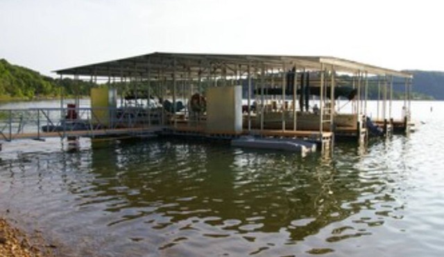 Rent Your Own Resort On Table Rock Lake