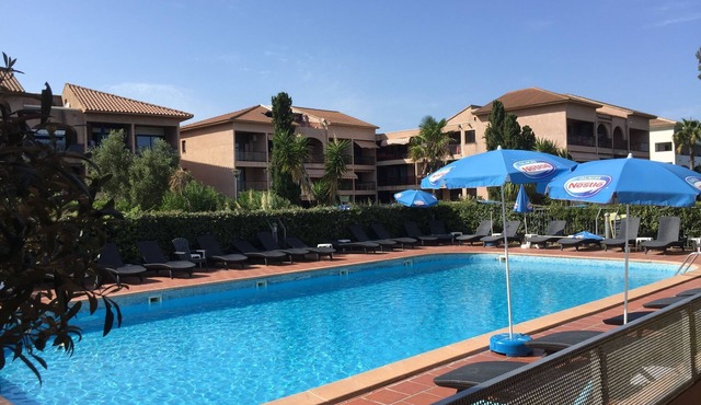 Rental apartment in residence