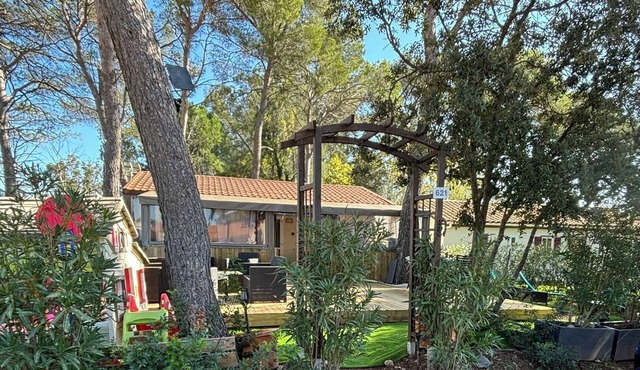 RENTAL CHALET CAMPING 5 ÉTOILES⭐️ OASIS VILLAGE PARC MONTANA near FREJUS VAR