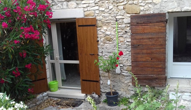 Rental Gîte in Provence 04150 Banon