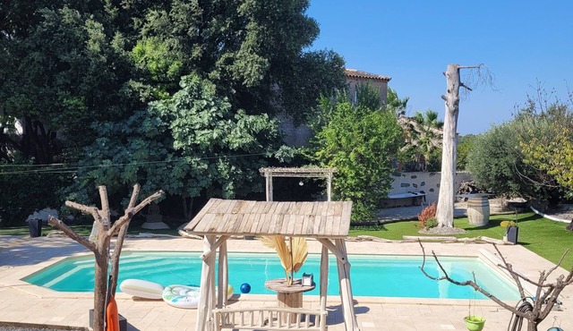 Rental house with pool and Jacuzzi