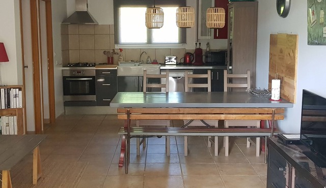 Rental in Provence farmhouse at the foot of Alpilles