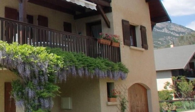 RENTAL MOUNTAIN CHALET IN GUILLESTRE AT THE GATES OF QUEYRAS