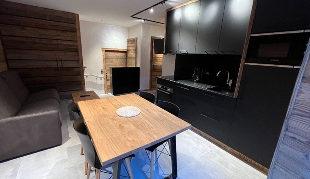 Rental of 12 gîtes and 1 chalet that can accommodate 2 to 10 people.