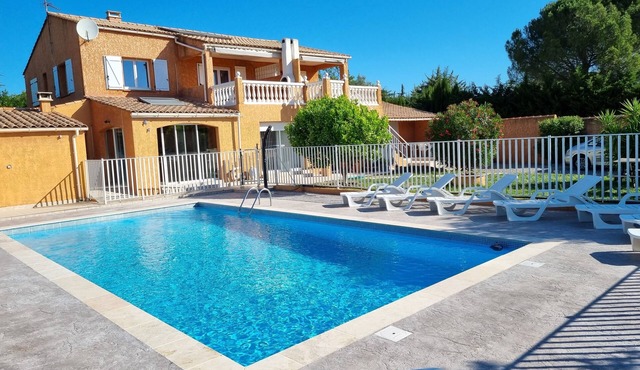 Rental of cottages in the Hérault, air-conditioned apartments, swimming pool, quiet