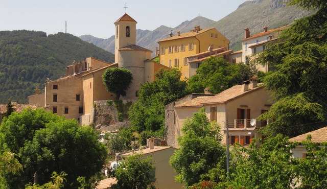 Rental studio 30m2 with veranda of 15m2 in individual house