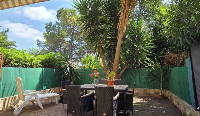 Rental studio with large terrace 40m² quiet july august
