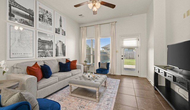 Rental Unit 10 miles from LSUnn