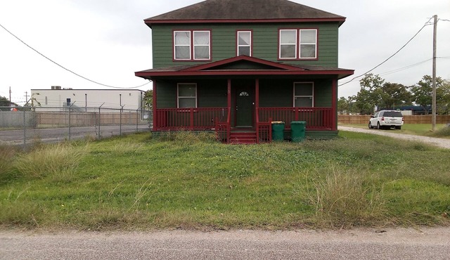 Rental Unit 5 Near Texas City, NASA & Kemah!