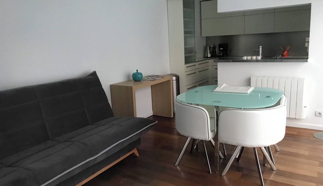 Rented T2 independent shared pool at home Near beaches.