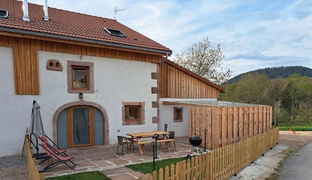 Reorganized farmhouse in the Vosges