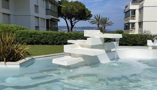 Resdence PORT -1 ch-BOTANICAL GARDEN, feet ds water