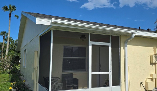 Reserve Now~Amazing 2-bedroom condo with Intracoastal/Indian River water view.