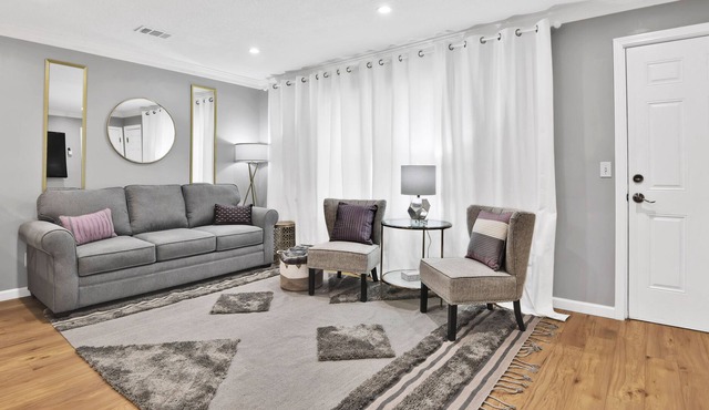 💎Reserved Parking💎Smart TVs💎W/D💎10min➡️Plaza💎