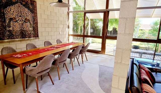 Reservoir`s Edge - Spacious Architectural Delight