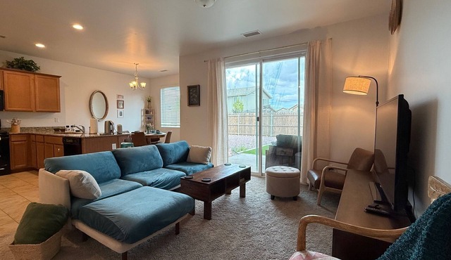 Reset Near Flagstaff | 2BR + Office | Fully Fenced Yard | Fast Wi-Fi | No Stairs