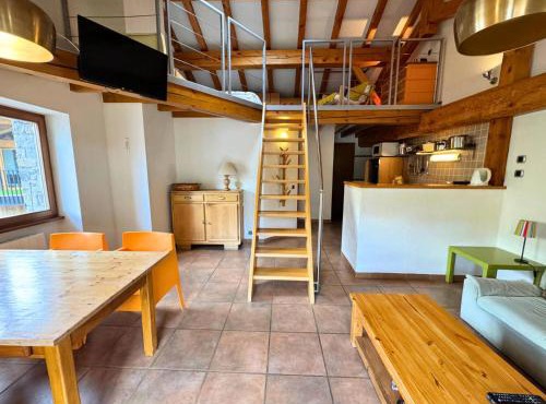 Residence Abeille - 2 pièces mezzanine 4 personnes, 50m² + 10m² - Centre du village MAE-4111