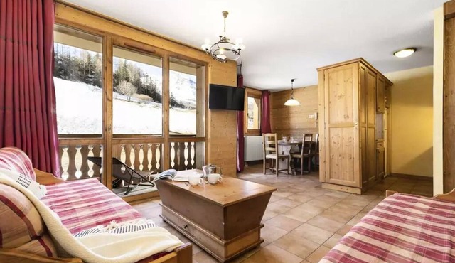 Residence Les Balcons de Val Cenis Village * - 8 Room Apartment 14/16 People Superior