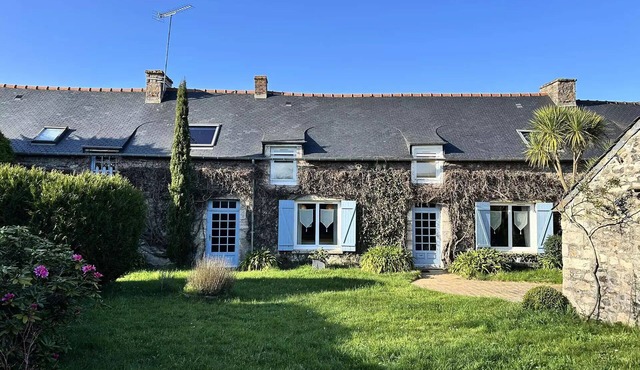 Residence 1200-st Alban - Houses & Villas for 7 People