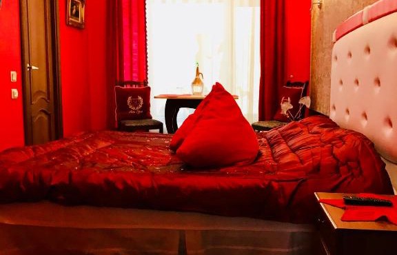 Residence by Admiralty