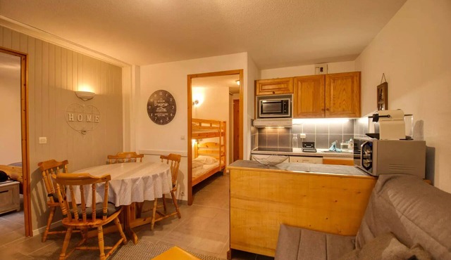 Residence Des Neiges Bat B - Beautiful renovated apartment near blue lake and shuttle stop